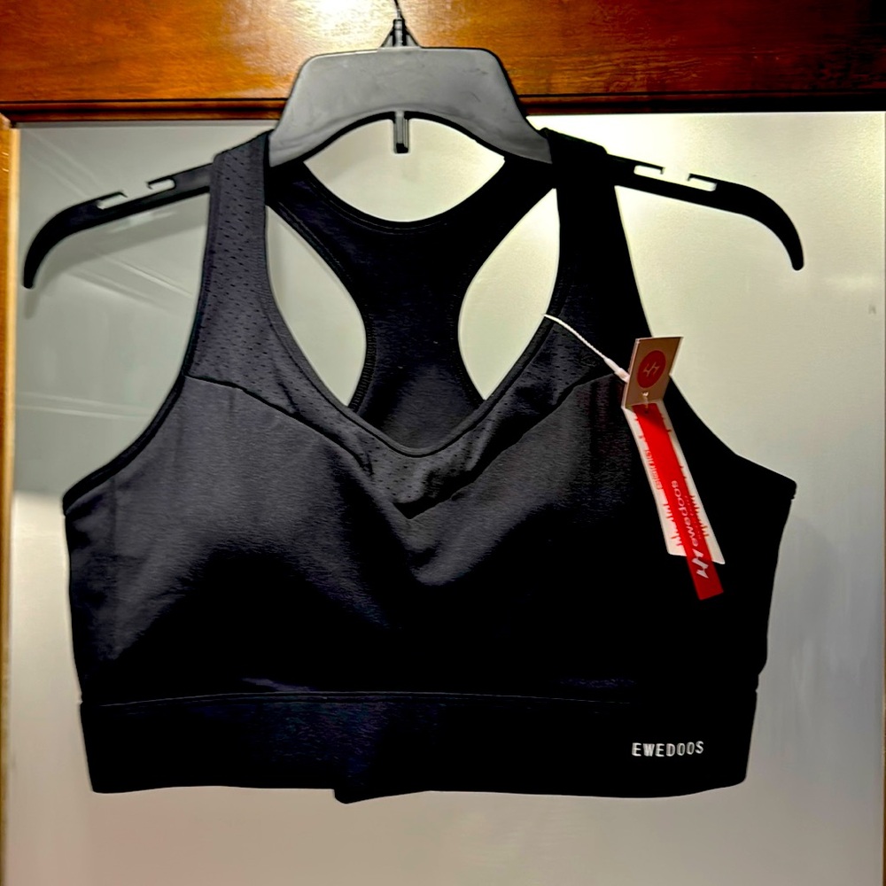 NWT- Black full support sports bra -  size XXLarge